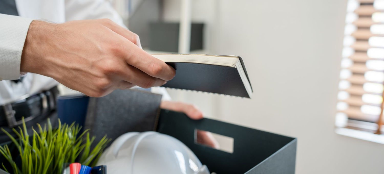 immagine introduttiva dell articolo riguardante La chiusura di una società: dalla liquidazione alla cancellazione fino alle società inattive e approfondimenti su queste ultime.